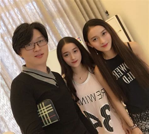 V A Xinh P L I C T Nh C P Sinh I Hot Girl Khi N C D N M Ng Khen Ng I Kh Ng Ng T