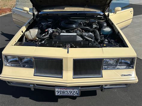 1986 Oldsmobile Cutlass Supreme Coupe Brown Rwd Automatic Brougham