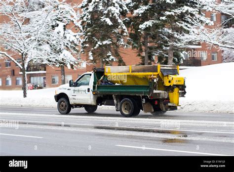 Snow Time In Toronto Stock Photo Alamy