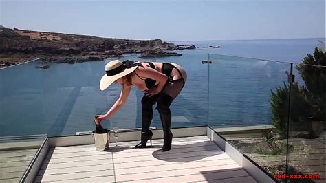 Champagne Bottle Pussy Insertion Watch The Best Free Porn LetMeJerk