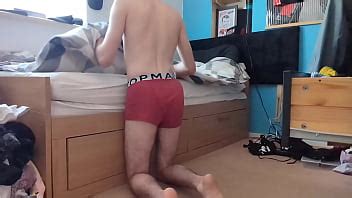Horny Guy Vored By Bed XVIDEOS