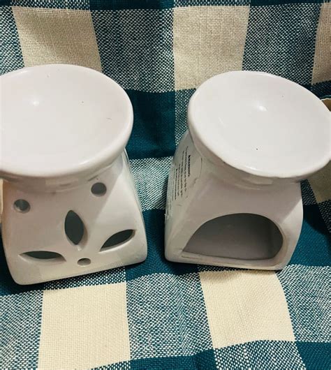 Wax warmer