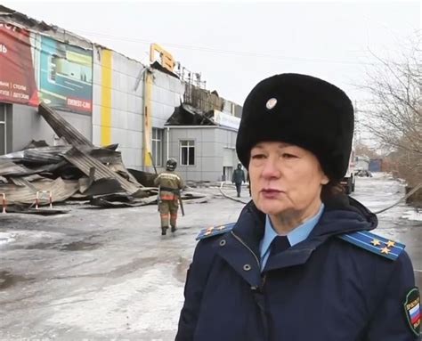По факту пожара в торговом центре в Улан-Удэ возбуждено уголовное дело