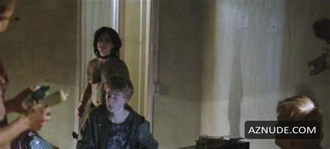 SARAH JONKER Nude AZNude