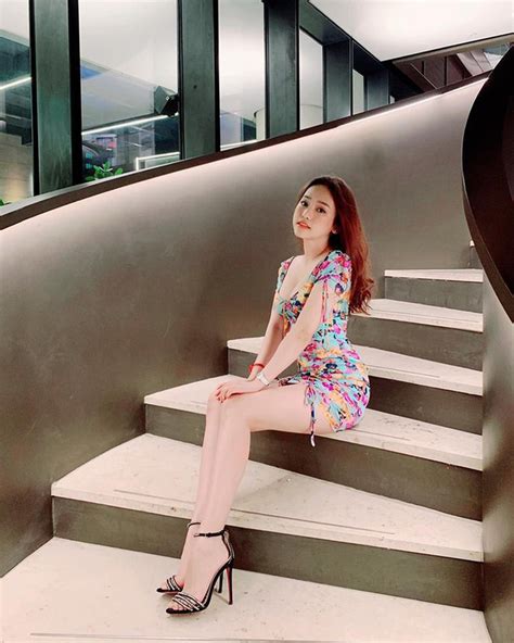 Th Y Vi Hot Girl N I Ti Ng Nhi U Scandal Gaidep Chanel