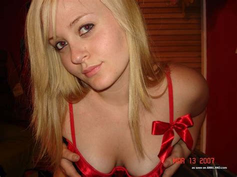 Chubby Amateur Girlfriend Teasing On Camera Porn Pictures XXX Photos Sex Images PICTOA