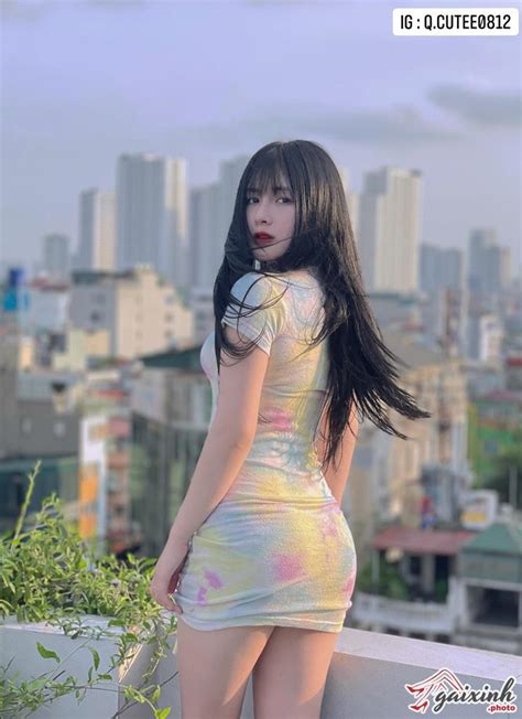 Nh Tiktoker K Qu Nh Alee Sexy M C Bikini Khoe D Ng G I C M