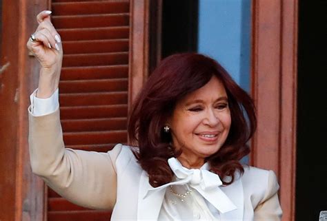 Cristina Fernández De Kirchner Es Condenada A Seis Años De Prisión Por