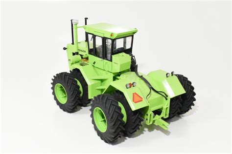 1 16 Custom Steiger Bearcat Ii Series 2 4wd Tractor With Duals Dalton S Farm Toys