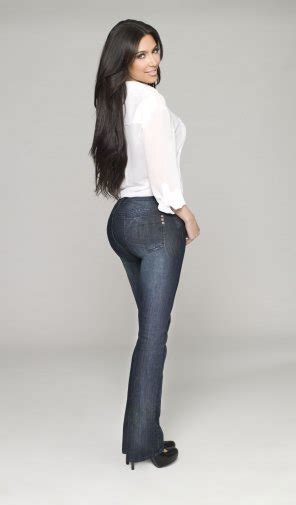 Kim Kardashian In Tight Jeans Porn Pic