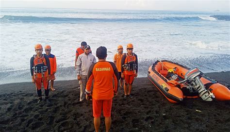 Nusabali Nelayan Terseret Ombak Satu Hilang