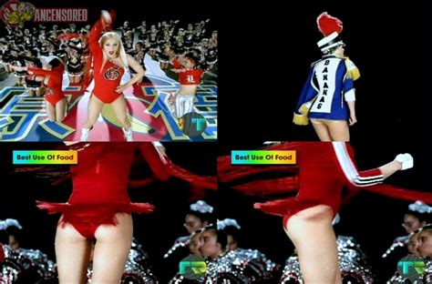 Naked Gwen Stefani In Hollaback Girl