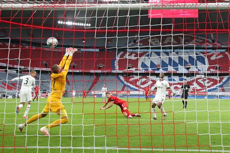 FC Bayern Muenchen V Eintracht Frankfurt Bundesliga ProfiFoto