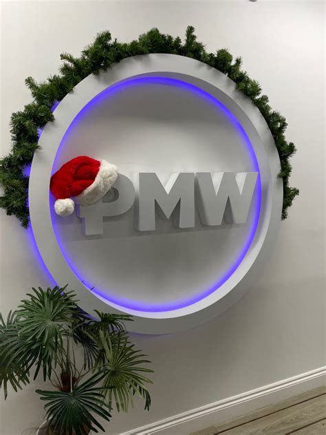 Office Crazy Golf At Pmw Communications Globetrotters Bar And Golf