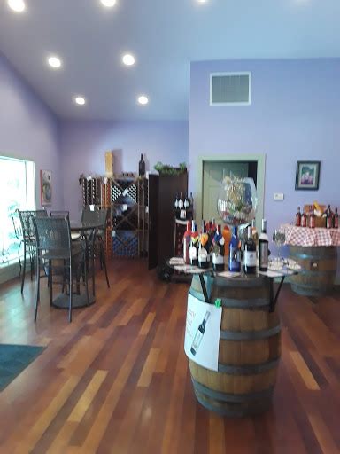 Wine Store Les Trois Emme Vineyard Winery Reviews And Photos