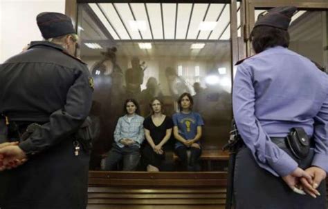 Pussy Riot Une Des Trois Accus Es Lib R E En Appel