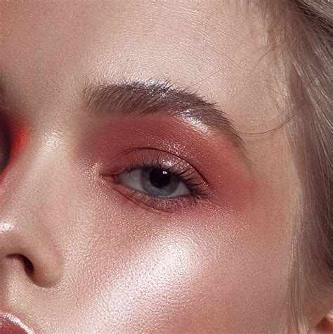 Bu 5 hata geniş gözeneklere sebep oluyor! İşte cildinizi esir alan ...