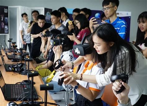 Du học Nhật Bản ngành truyền thông có gì Hot