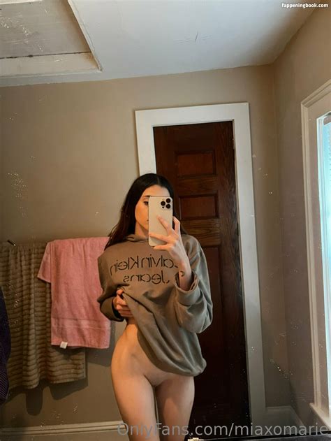 Miaxomarie Miaxomarie Nude OnlyFans Leaks Fappening FappeningBook