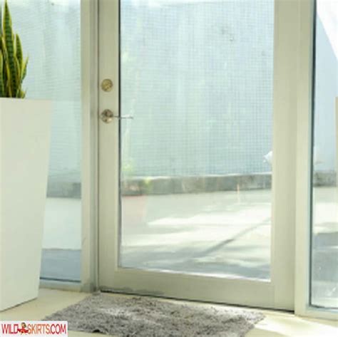 Ellie Nova Nude Leaked Photos And Videos Wildskirts