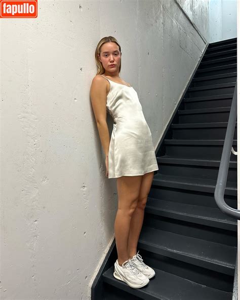 Olivia Ponton Olivia Ponton Nude OnlyFans Photo Fapullo