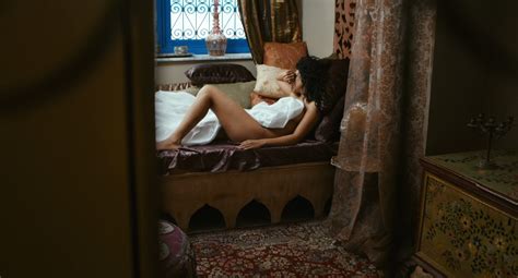 Nude Video Celebs Sarra Hannachi Nude Sweet Smell Of Spring Parfum De Printemps