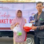 Dompet Dhuafa Waspada Dan Cimb Niaga Bagikan Paket Berbuka