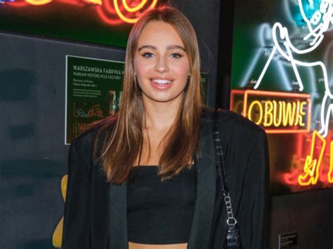 Oliwia Bieniuk pokazała zdjęcie w bikini w Chałupach Super Express wiadomości polityka sport