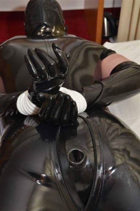 Post Hot Guys In Rubber Latex Tumblr Tumbex