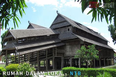 Mengenal Rumah Adat Walewangko Rumah Besar Suku Minahasa Indonesia Images