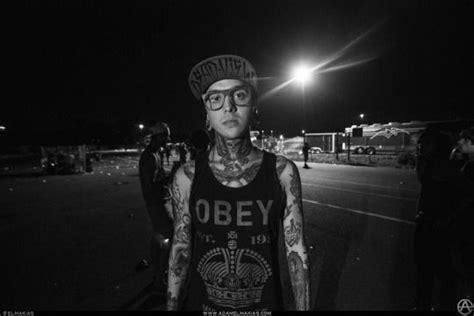 Adam Elmakias Musica