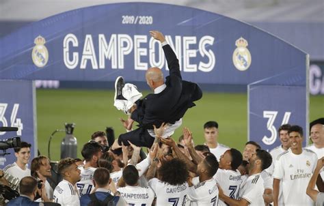 Real Madrid Zinedine Zidane Thrown Into The Air By His Marca English