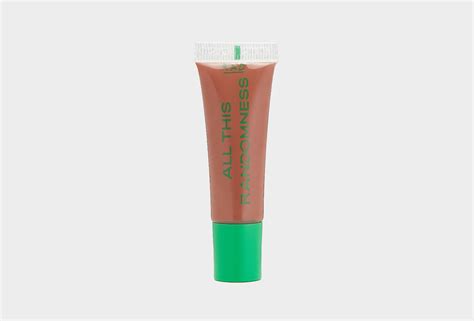 RAD Блеск для губ Glossy Gleam 001, Caramel 10 мл — купить, цена в Москве