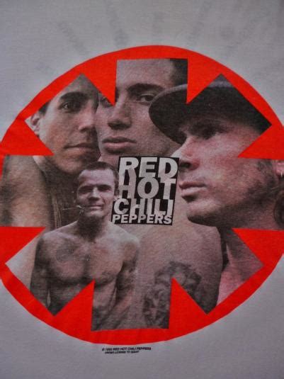 VINTAGE 1992 RED HOT CHILI PEPPERS EUROPEAN TOUR T SHIRT Defunkd