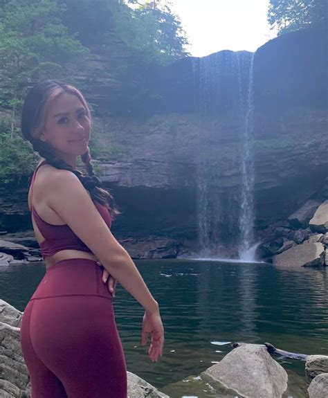 She Makes It Work Out Nudes Girlsinyogapants Nude Pics Org