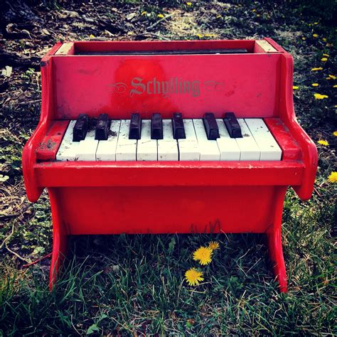 Critical Vibrations | Toy Piano – Free Ableton Live Pack