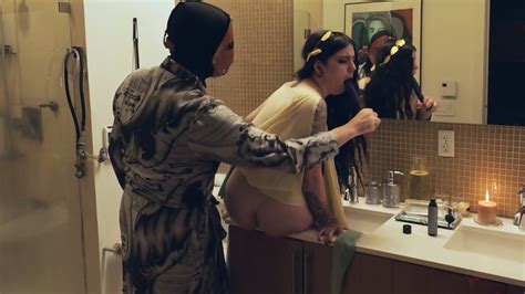 Lily Thot Manifests At The Toilet Goddess For Rough Anal Play