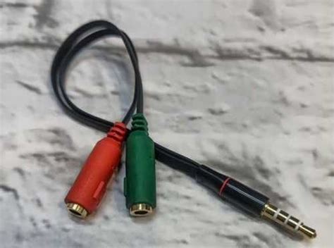 Переходник AUX Jack 3.5 m на наушники и микрофон | Festima.Ru – частные ...