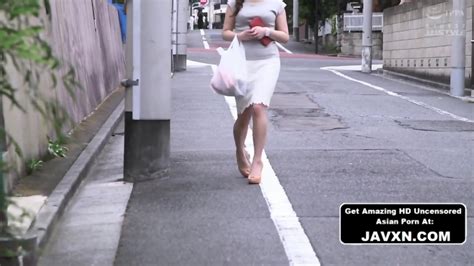 Japanese MILF With Grandpa