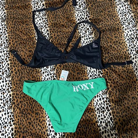 Roxy Bikini Size Lg Roxy Bikini Bikiniset Pacsun Depop