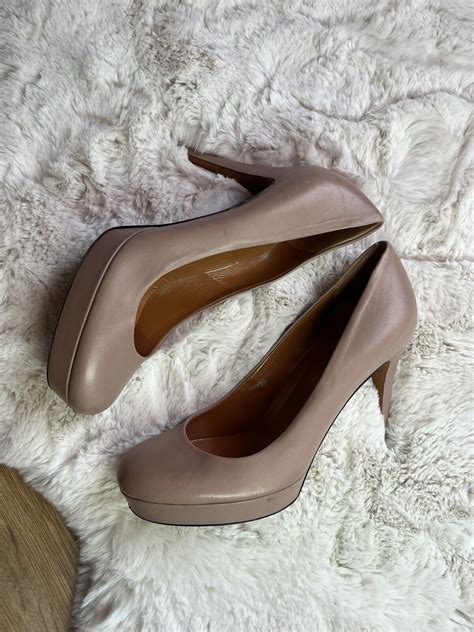 Authentic GUCCI Nude PATENT LEATHER PLATFORM PUMPS SI Gem