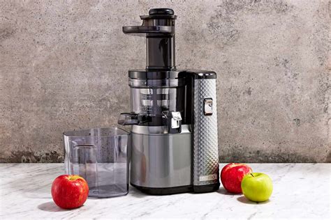 We Put The Best Cold Press Juicers To The Test