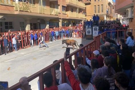 Herido Un Hombre De A Os Tras Una Grave Cornada En El Toro Del