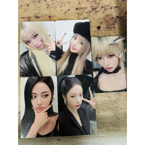 韓居現貨WVS com特典LE SSERAFIM 5TH MINI ALBUM HOT 迷你五輯 專輯小卡 蝦皮購物