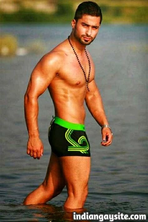 Indian Gay Porn Sexy Desi Hunk Exposing His Hot Body In A Naked Tarzan Photoshoot Indian Gay Site