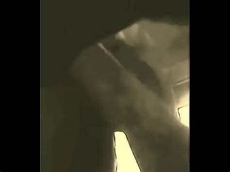 Nackt Im Badezimmer Xvideos