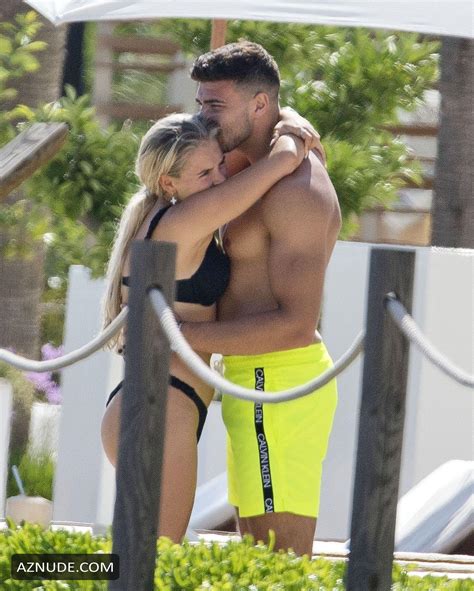 MOLLY MAE HAGUE Nude AZNude