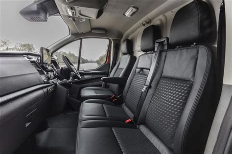 2019 Ford Transit Custom Images
