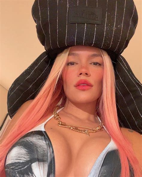 KAROL G ꪜ | 🖤🖤🖤🖤🖤🖤🖤 | Instagram