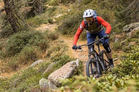 mountain bike clothing    bike